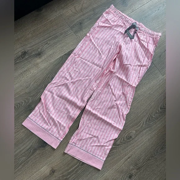 Victoria’s Secret Shine Button Down Collared long Sleeve “Flannel” Pajama Set - Picture 2 of 9